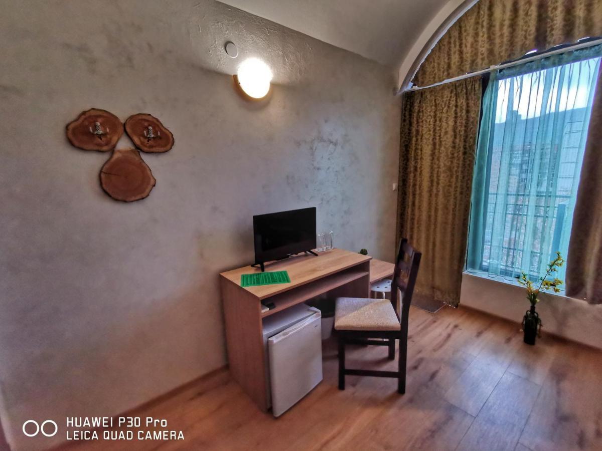 Hotel Swiss Shumen Dış mekan fotoğraf