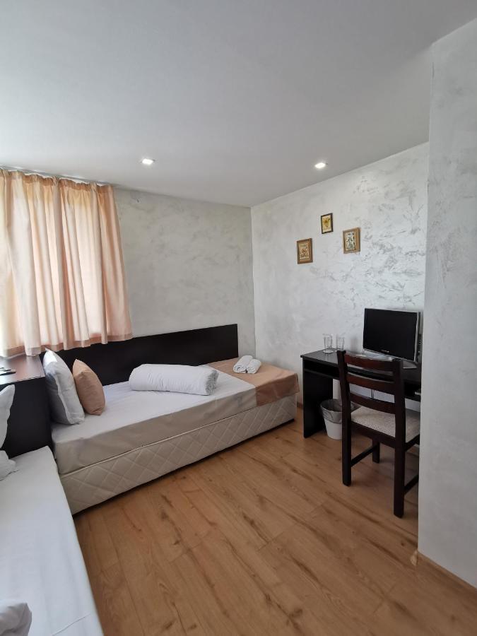 Hotel Swiss Shumen Dış mekan fotoğraf