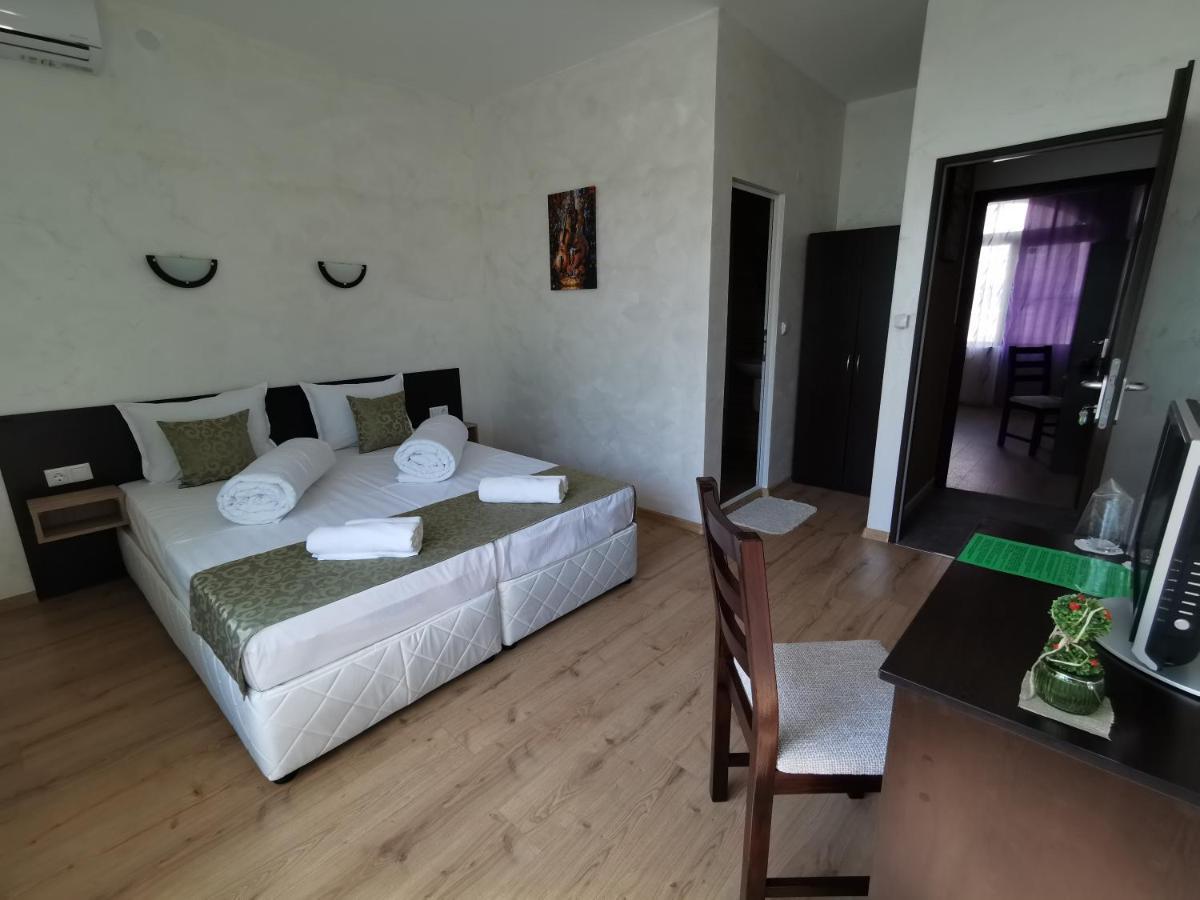 Hotel Swiss Shumen Dış mekan fotoğraf