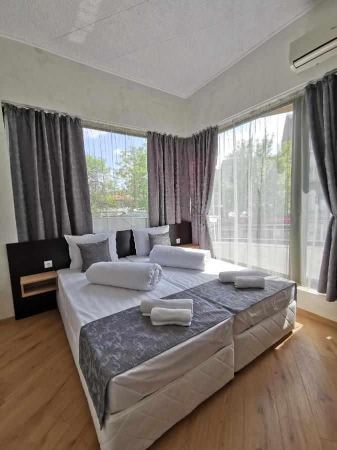 Hotel Swiss Shumen Dış mekan fotoğraf